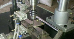 模內(nèi)攻牙機有哪些優(yōu)點?